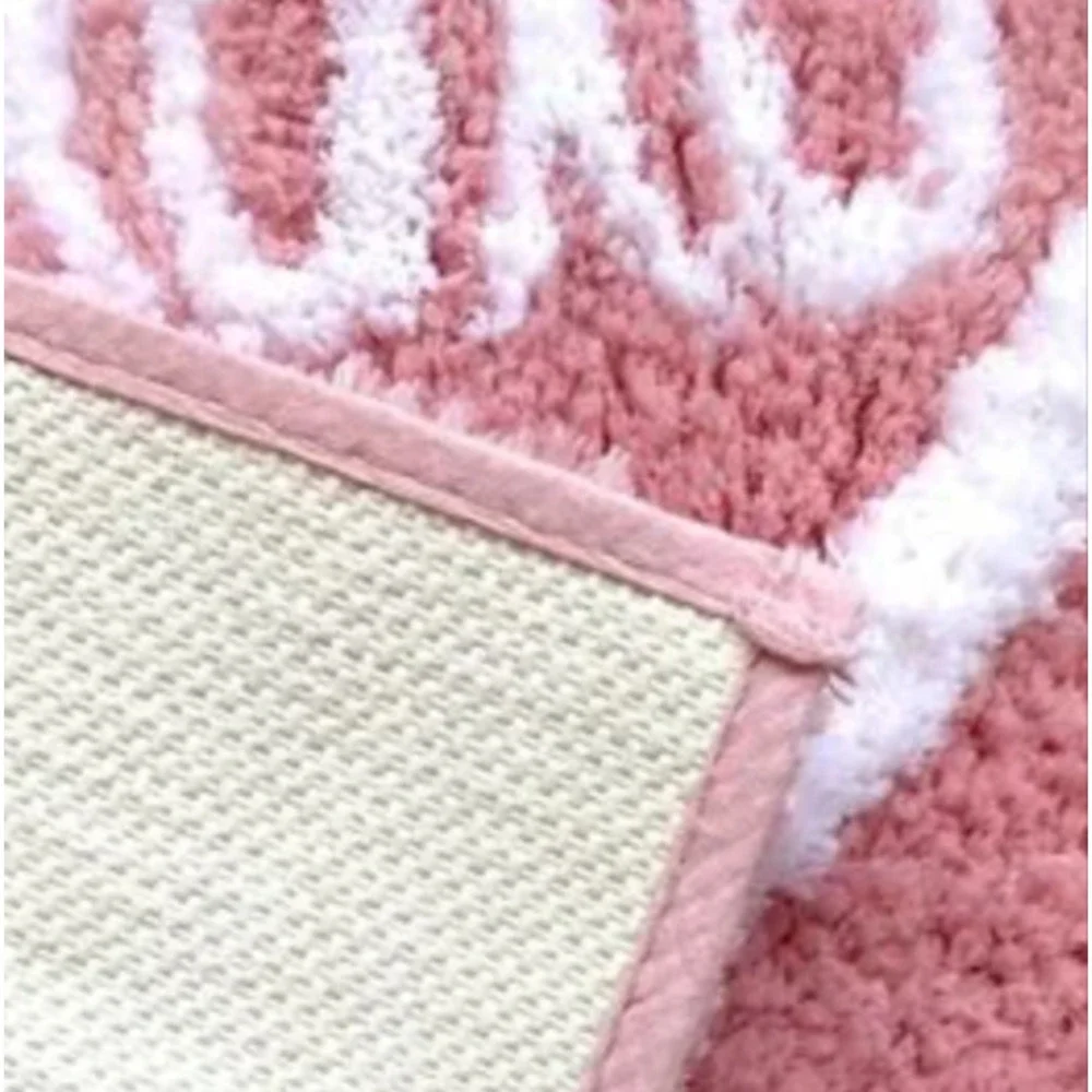 Rae Dunn Valentines BE MINE Plush Pink Bath Mat - NEW